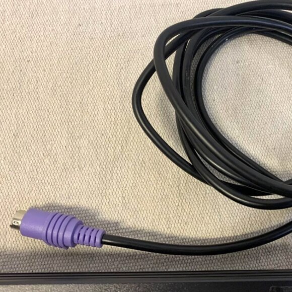 Vintage IBM KB9910 Black Wired PS/2 Mechanical Gaming Keyboard - Picture 2 of 2